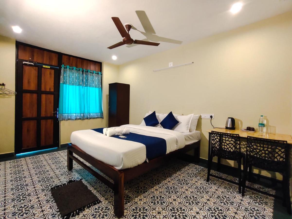 Pv Cottages - Serenity Beach Puducherry Buitenkant foto