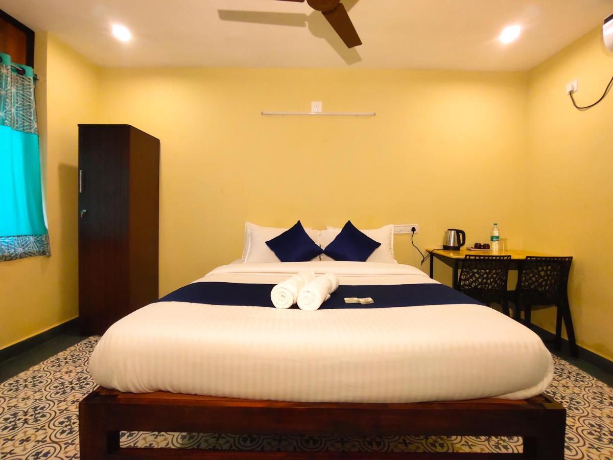 Pv Cottages - Serenity Beach Puducherry Buitenkant foto