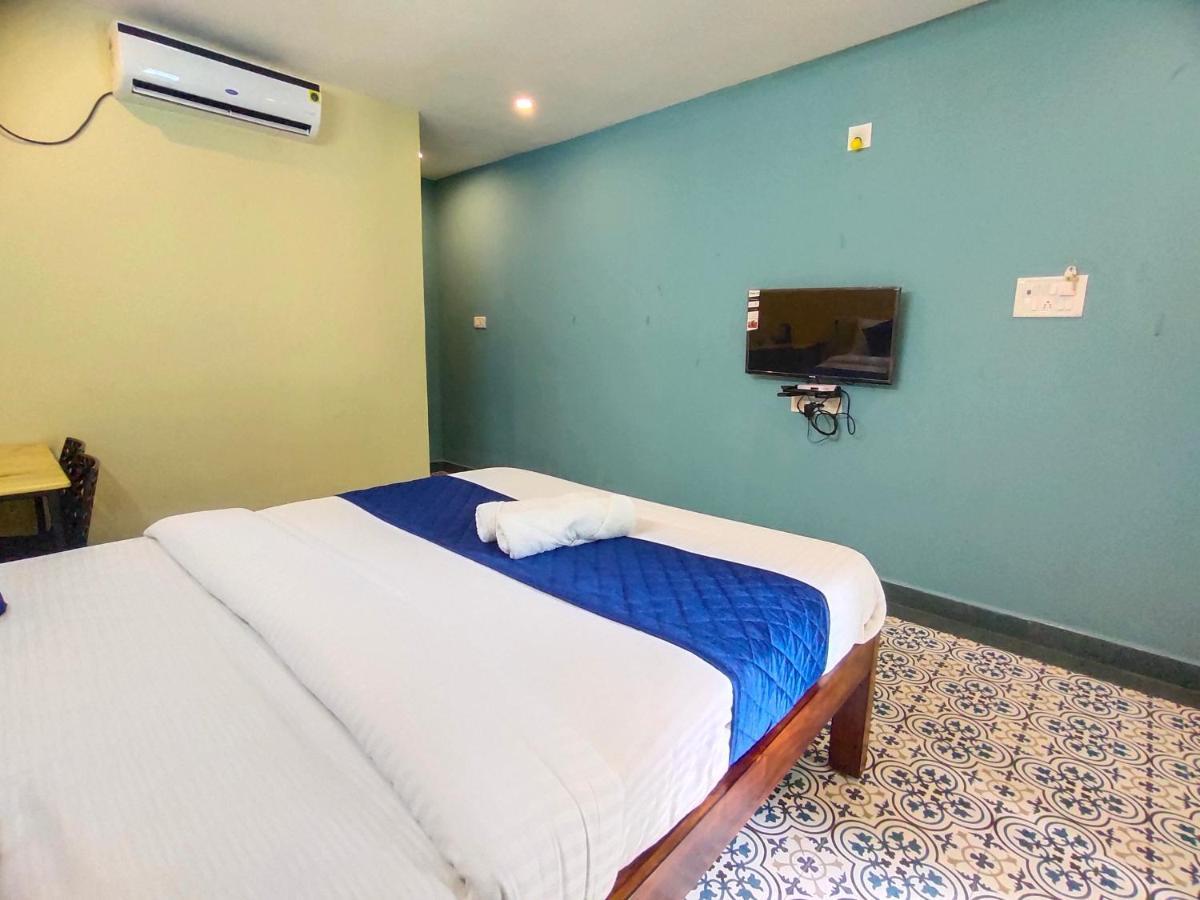 Pv Cottages - Serenity Beach Puducherry Buitenkant foto