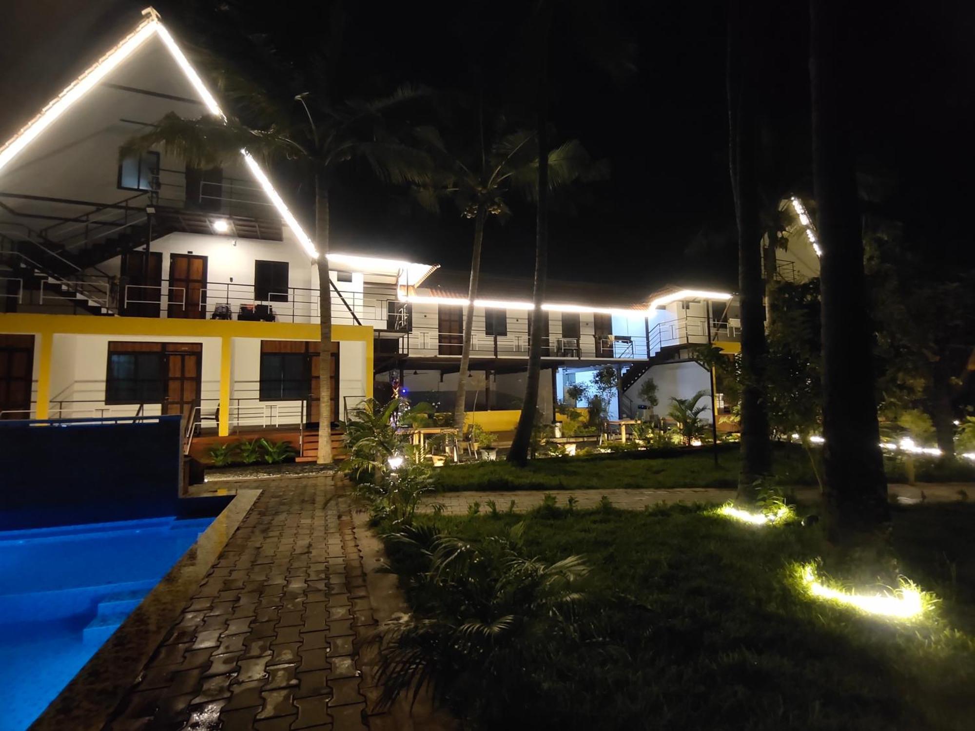 Pv Cottages - Serenity Beach Puducherry Buitenkant foto